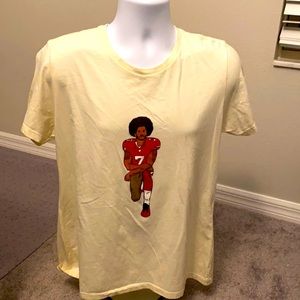 Women’s Kaepernick Kneeling down t shirt size XXL creme color